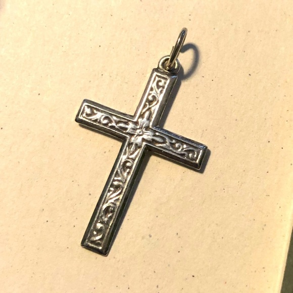 VTG Sterling Silver Cross Crucifix Floral Flower Filigree Style Design 925 - Picture 1 of 5